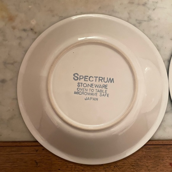 Vintage Spectrum Floral Stoneware Soup Bowls.  Rare find -Discontinued Pattern. - Picture 6 of 6